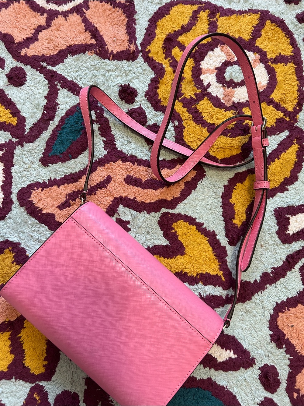 kate spade Pink Leather Crossbody Bag with Gold Logo - Picture 3 of 3